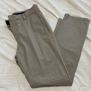 Vineyard Vines on the go pant